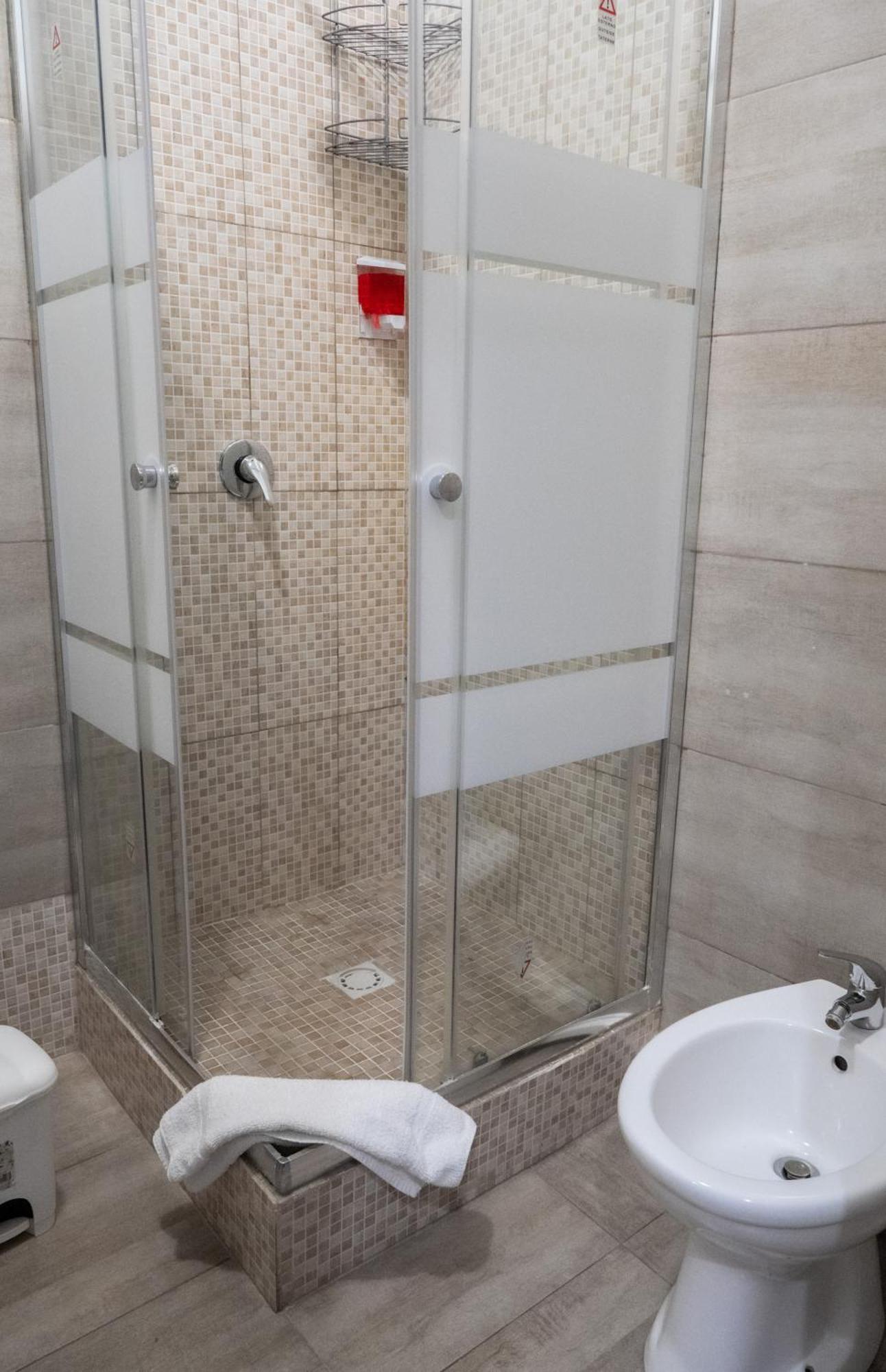 B&B Verga Catania-Fontanarossai nemzetközi repülőtér Szoba fotó